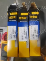 Clamp meter FLUKE 305