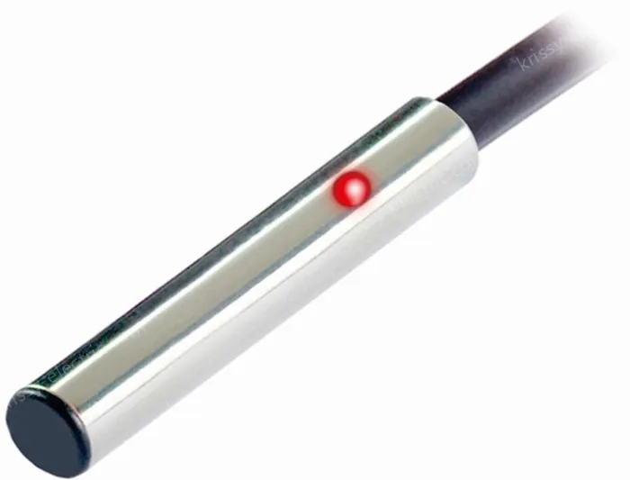 DCS3M0.8P/AD3N2 PNP N.O. DC12-24V Smooth shell